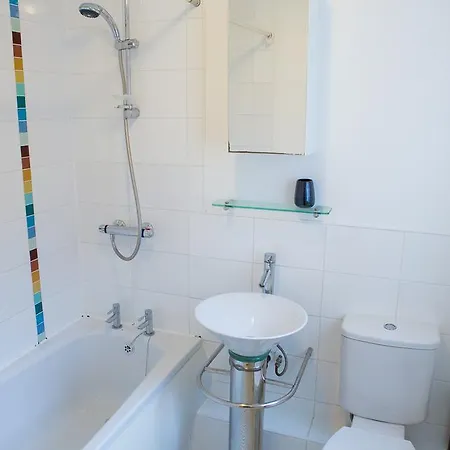 Falsgrave Apt Holiday home *